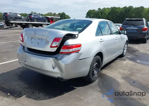 2011 Toyota Camry Le z USA, uszkodzony, nr VIN 4T4BF3EK0BR162033